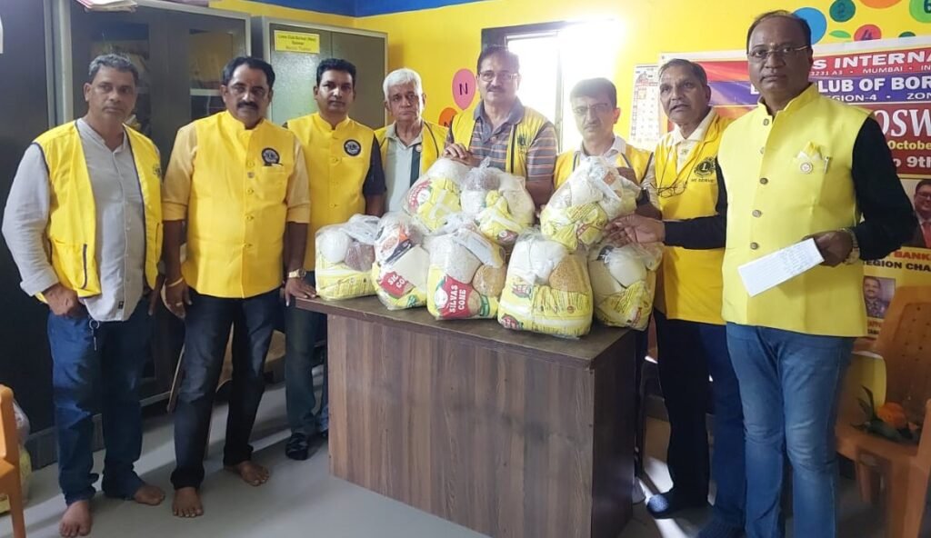 Anaaj Daan Bags Distribution