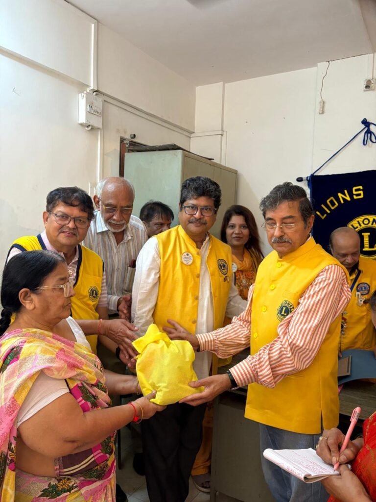 Saree & Toran distribution